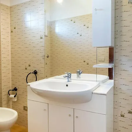 M332 - Marcelli, Trilocale Con Terrazzo Vicino Al Mare * Marcelli
